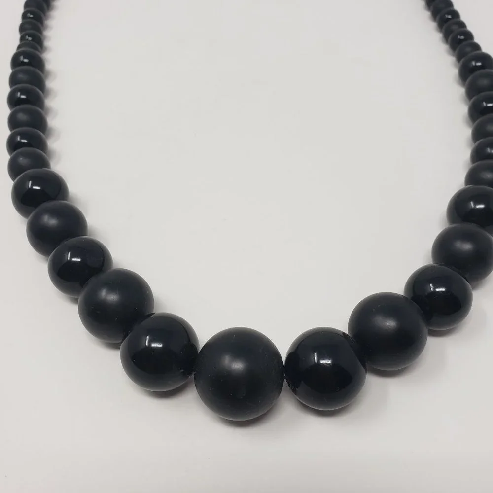Black Graduated Bead Long Chunky Necklace Vintage